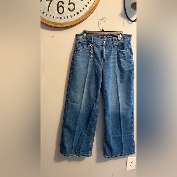 American Eagle Outfitters NWOTSydney Sweeney Low Rise Ultra Wide Jeans Low Rise - Picture 9 of 10